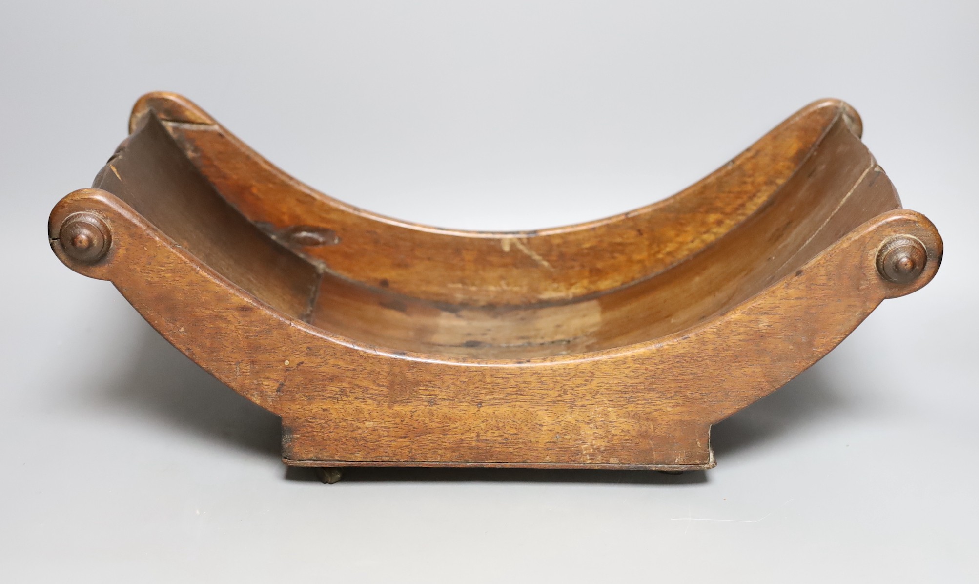 A 19th century mahogany table top cheese coaster 42cm